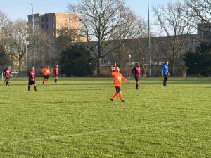 Daddydiplomatie, houdinipolitiek en Robbie de Wit 12