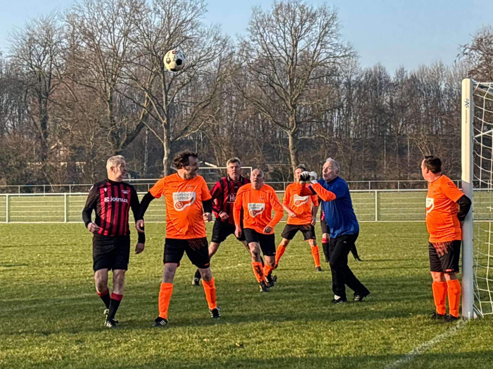 Houdini en Robbie de Wit op een Hoornse buckelpiste