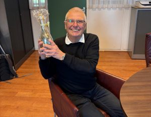 Gewichtig barpraat van virtuose veteranen