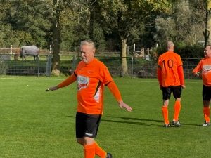 Kunstmatige intelligentie en natuurlijke domheid bij de Veteranen 45+ 9