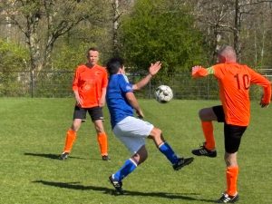 Pino en Sint in het Verhaal van de Veteranen 22