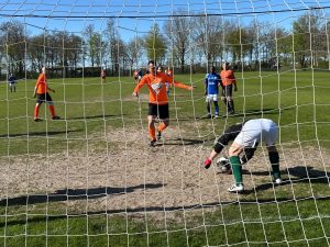 Pino en Sint in het Verhaal van de Veteranen 34