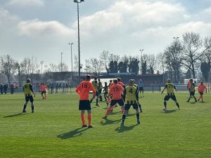 Veteranen slijten, lokaal wint en Oostzaan wordt Oranje 24