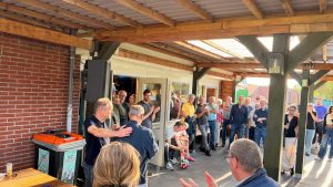 Zonnig Oranjefeest en Aftrap in duurzame bruine kroeg 20